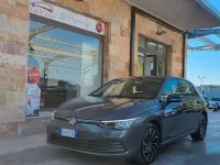 Usata VW Golf VIII Life 110 CV (80 kW) 2022 Grigio Berlina