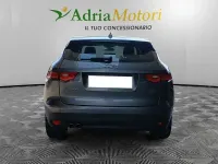 Usata Jaguar F-Pace R-Sport 180 CV (132 kW) 2017 Grigio scuro SUV