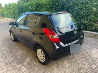 Usata Hyundai i20 Comfort 78 CV (57 kW) 2010 Nero Utilitaria