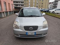 Usata Kia Picanto 74 CV (54 kW) 2006 Grigio Utilitaria