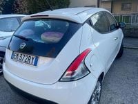 Usata Lancia Ypsilon 95 CV (69 kW) 2012 Bianco Utilitaria