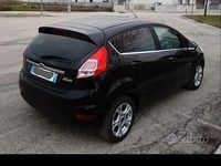 Usata Ford Fiesta Titanium 75 CV (55 kW) 2016 Nero Utilitaria