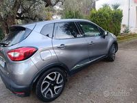 Usata Renault Captur Life 90 CV (66 kW) 2013 Grigio SUV