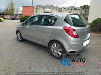 Usata Opel Corsa Cosmo 75 CV (55 kW) 2009 Grigio Utilitaria