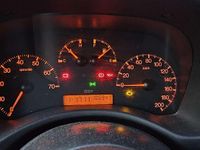 Usata Fiat Punto Feel 60 CV (44 kW) 2003 Grigio Berlina