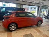 Usata Opel Corsa Edition 75 CV (55 kW) 2023 Arancione Utilitaria