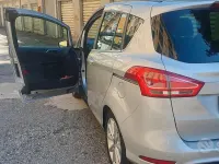 Usata Ford B-MAX 90 CV (66 kW) 2016 Grigio Monovolume