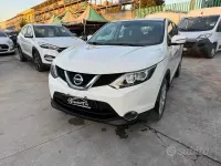 Usata Nissan Qashqai Tekna 131 CV (96 kW) 2014 Bianco SUV