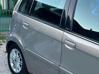 Usata Lancia Musa 95 CV (69 kW) 2008 Grigio Monovolume