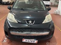 Usata Peugeot 107 68 CV (50 kW) 2011 Marrone Utilitaria
