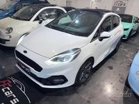 Usata Ford Fiesta ST-Line 85 CV (62 kW) 2018 Bianco Utilitaria
