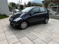 Usata Mercedes A180 Premium 109 CV (80 kW) 2011 Nero Utilitaria