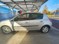 Usata Renault Clio III LE 86 CV (63 kW) 2008 Argento Berlina
