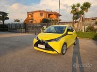 Usata Toyota Aygo Cool 69 CV (50 kW) 2017 Giallo Utilitaria