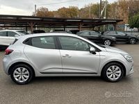 Usata Renault Clio V 85 CV (62 kW) 2020 Grigio Berlina