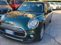 Usata Mini Cooper D Business 116 CV (85 kW) 2015 Verde Utilitaria