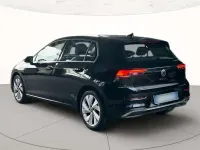 Usata VW Golf VIII Style 150 CV (110 kW) 2025 Grenadill black metallizzato Berlina