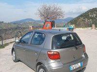 Usata Toyota Yaris 2005 Grigio Berlina