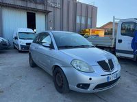Usata Lancia Ypsilon 60 CV (44 kW) 2007 Argento Utilitaria