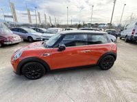 Usata Mini Cooper D 116 CV (85 kW) 2018 Arancione Utilitaria