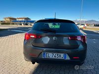 Usata Alfa Romeo Giulietta 109 CV (80 kW) 2013 Blu Berlina