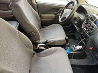 Usata Suzuki Ignis GL 83 CV (61 kW) 2003 Grigio Utilitaria