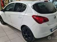 Usata Opel Corsa 90 CV (66 kW) 2019 Bianco Utilitaria