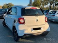 Usata Smart ForFour 71 CV (52 kW) 2017 Bianco Utilitaria