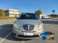 Usata Lancia Ypsilon 77 CV (56 kW) 2010 Nero Utilitaria