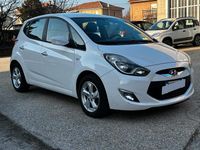 Usata Hyundai ix20 Comfort 90 CV (66 kW) 2013 Bianco Utilitaria