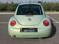 Usata VW Beetle 116 CV (85 kW) 2000 Verde Utilitaria