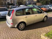 Usata Ford C-MAX Ghia 136 CV (100 kW) 2004 Argento Monovolume