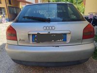 Usata Audi A3 Ambiente 125 CV (91 kW) 2001 Berlina