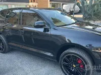 Usata Porsche Cayenne Turbo 450 CV (330 kW) 2006 Nero SUV