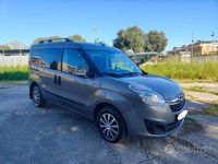 Usata Opel Combo 90 CV (66 kW) 2012 Grigio Monovolume