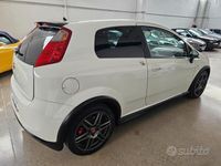 Usata Abarth Grande Punto 155 CV (114 kW) 2009 Bianco Utilitaria