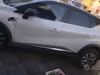 Usata Renault Captur 101 CV (74 kW) 2021 Bianco SUV