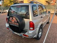 Usata Suzuki Grand Vitara 127 CV (93 kW) 1999 Argento SUV