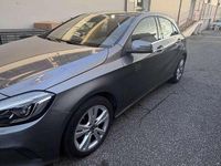 Usata Mercedes A180 109 CV (80 kW) 2018 Grigio Berlina