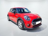 Usata Mini ONE 102 CV (75 kW) 2018 Rosso Utilitaria