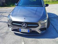 Usata Mercedes B180 Premium 116 CV (85 kW) 2021 Grigio Monovolume