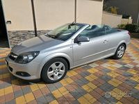 Usata Opel Astra Cabriolet 115 CV (84 kW) 2008 Grigio Cabrio