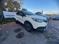 Usata Renault Captur 90 CV (66 kW) 2017 Beige SUV