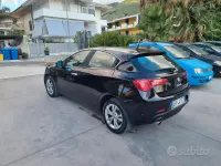 Usata Alfa Romeo Giulietta Distinctive 105 CV (77 kW) 2011 Nero Utilitaria