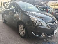 Usata Opel Meriva Cosmo 120 CV (88 kW) 2017 Grigio Monovolume