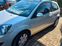 Usata Ford Fiesta 75 CV (55 kW) 2008 Grigio Utilitaria