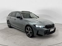 Usata BMW 330e M Sport 292 CV (214 kW) 2023 Grigio Station wagon