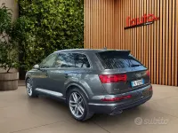 Usata Audi Q7 S-Line 272 CV (200 kW) 2017 Grigio SUV