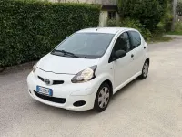 Usata Toyota Aygo Connect Style 68 CV (50 kW) 2011 Bianco Utilitaria
