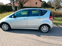 Usata Mercedes A180 116 CV (85 kW) 2009 Grigio Berlina